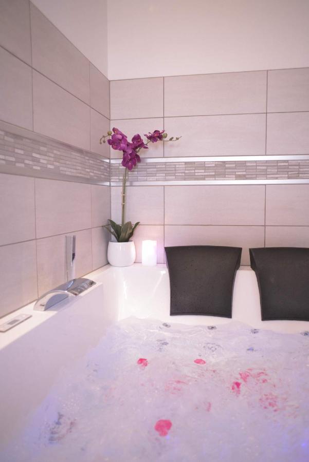 Cotton#Spa#Jacuzzi#Mülhausen Exterior foto