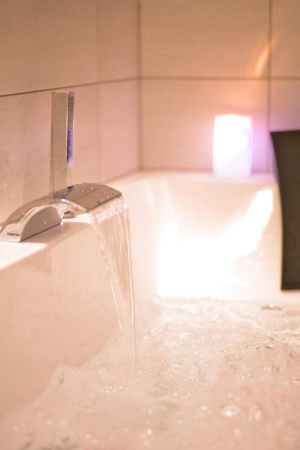 Cotton#Spa#Jacuzzi#Mülhausen Exterior foto